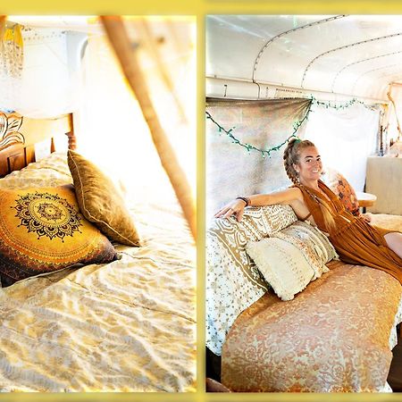 Rainbow Caravan Hostel Las Pilas Buitenkant foto