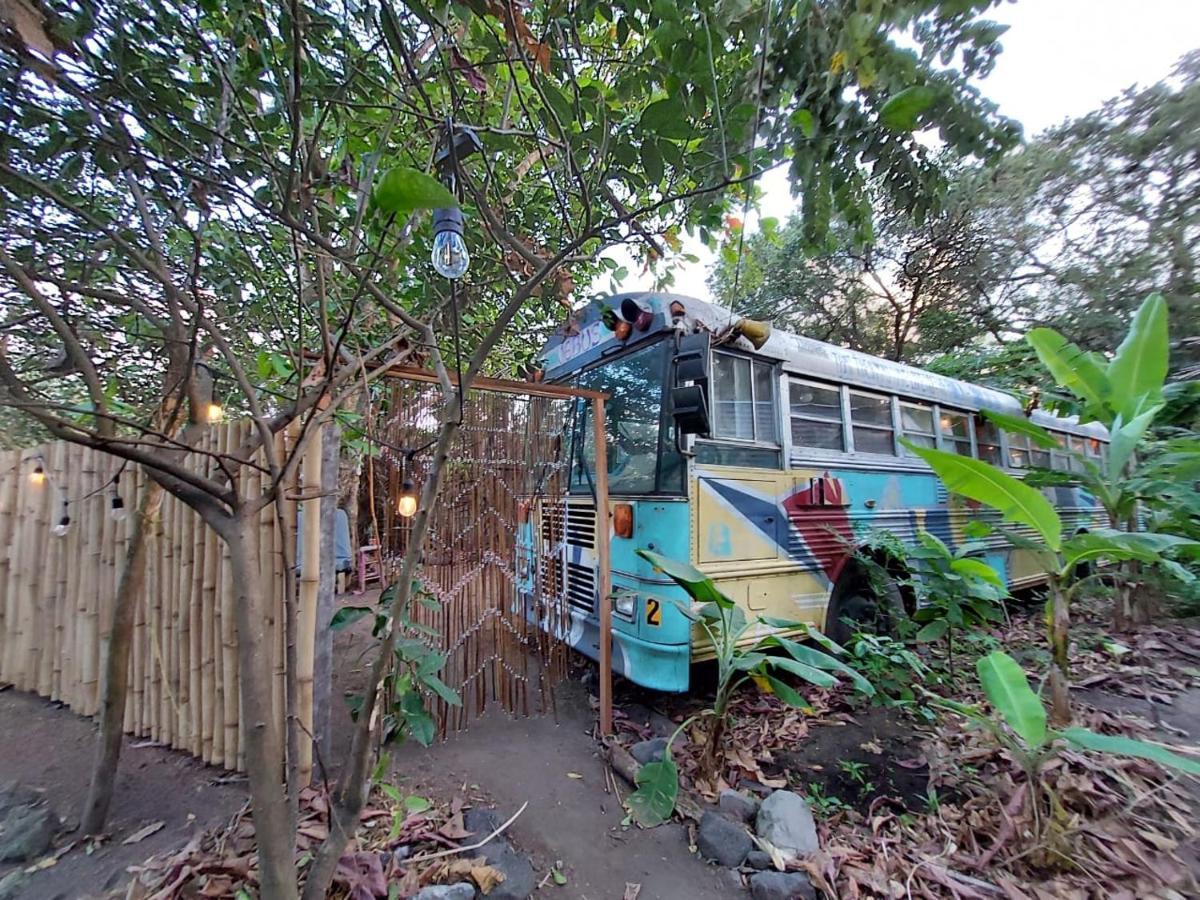 Rainbow Caravan Hostel Las Pilas Buitenkant foto